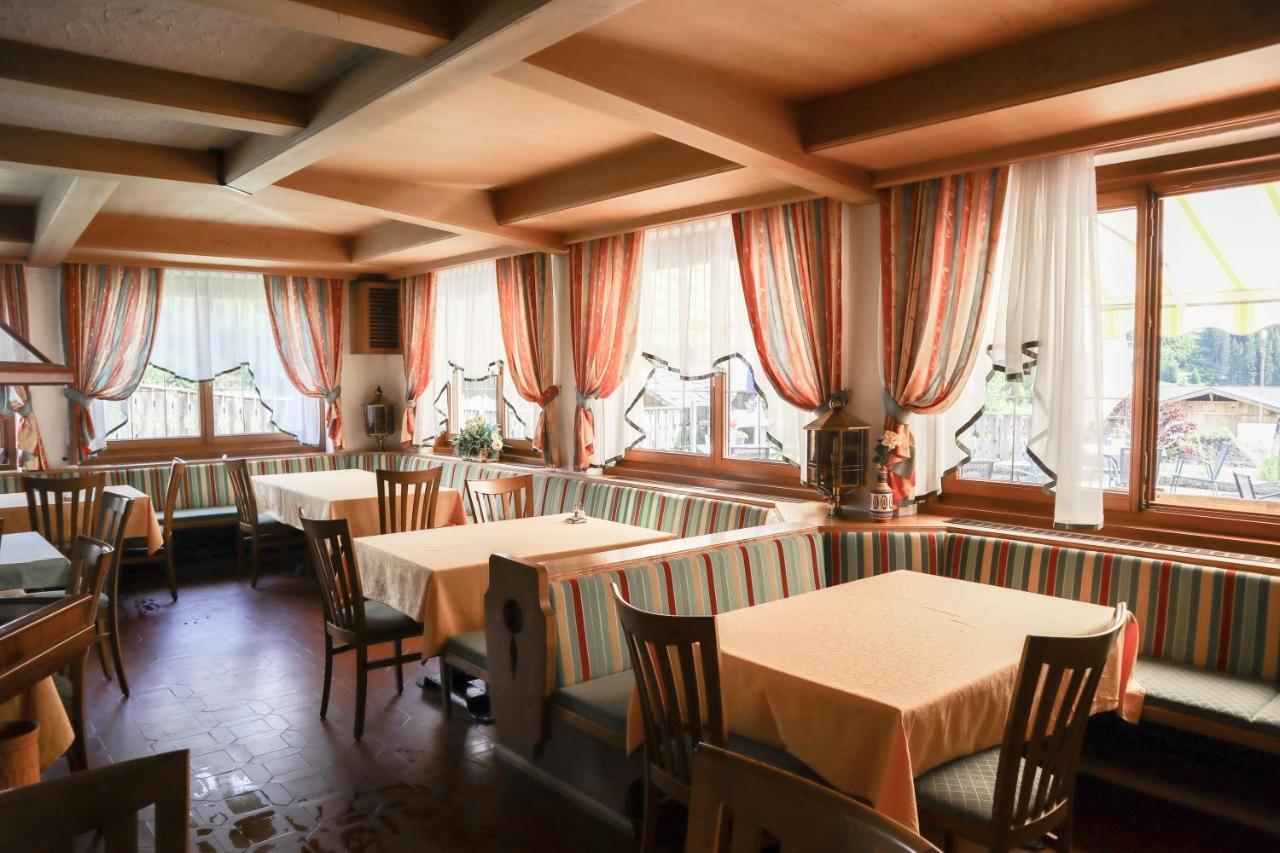 Gasthof Albergo Neuwirt Val di Vizze Exterior photo