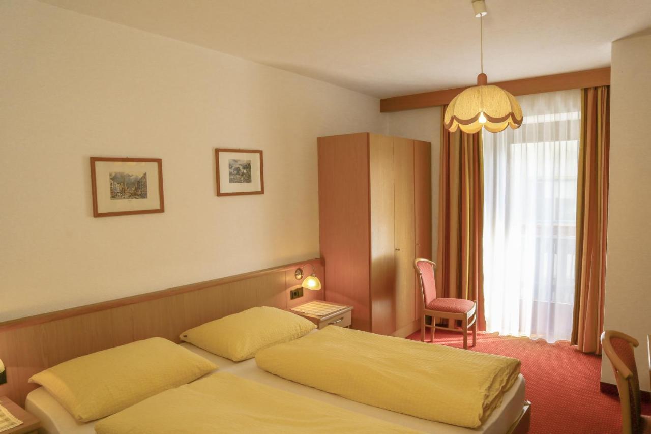 Gasthof Albergo Neuwirt Val di Vizze Exterior photo